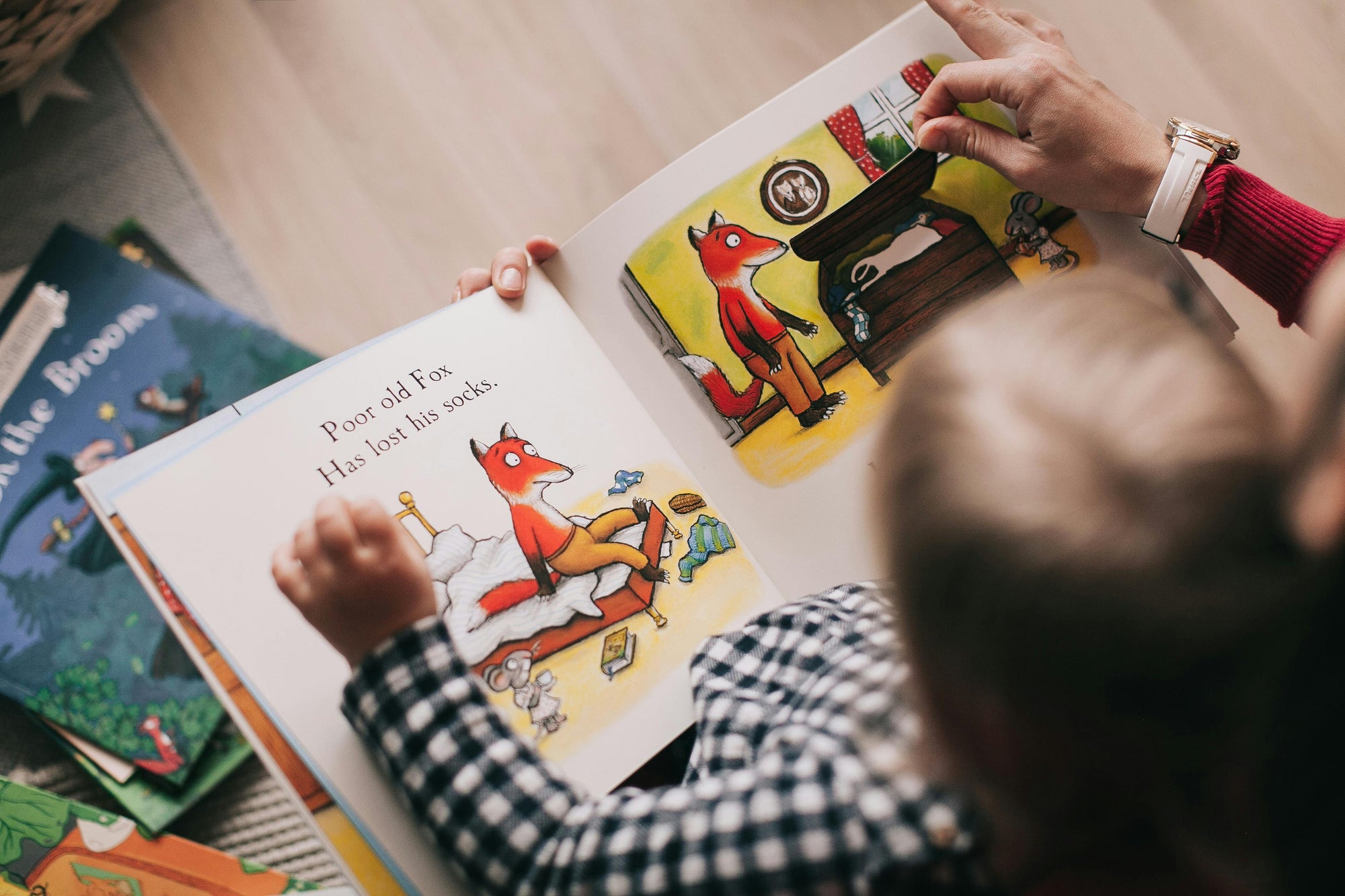 Montessori čtenářský koutek: Jak podpořit lásku dětí ke knihám