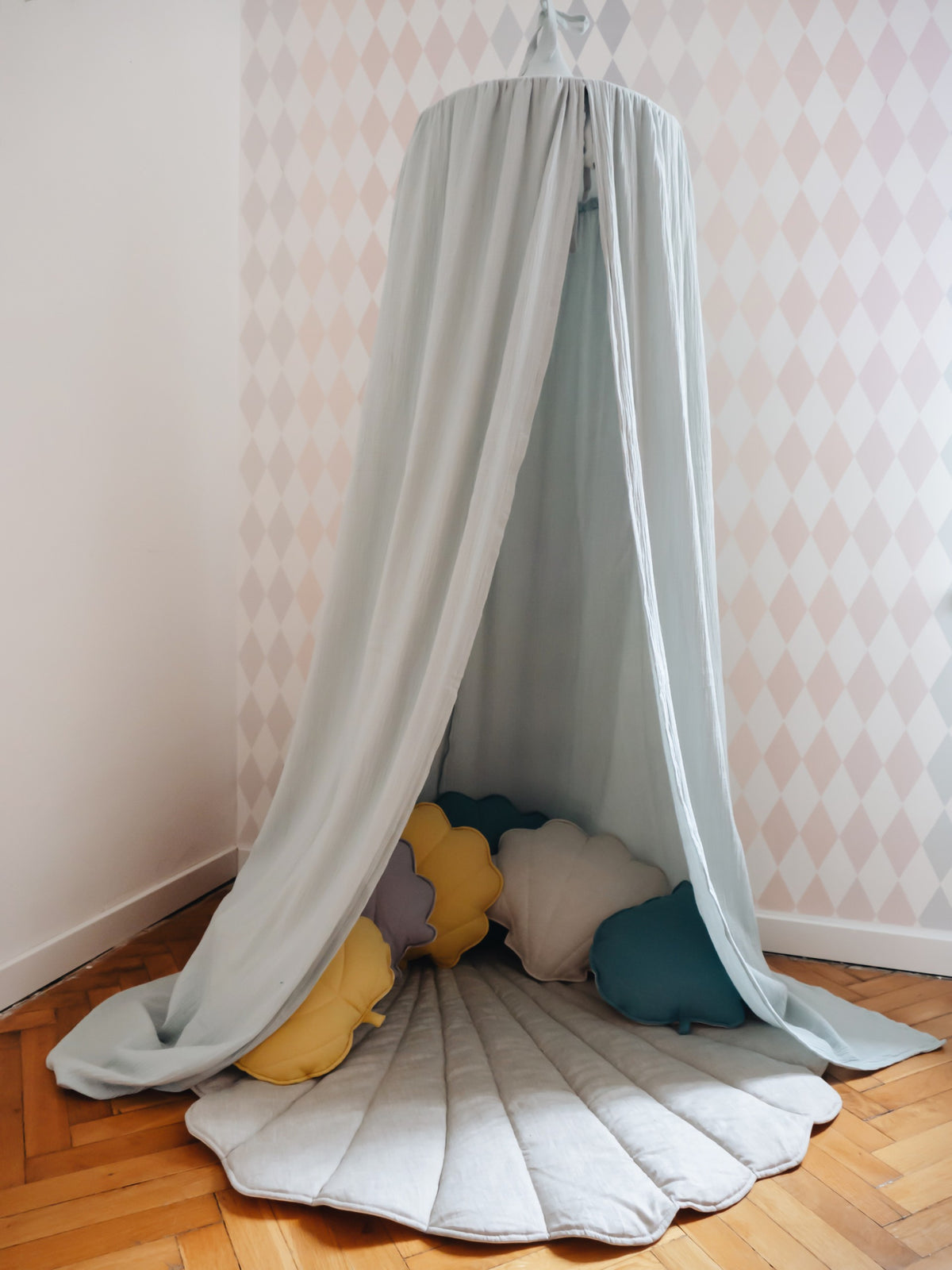 Mátová bavlněná nebesa nad postýlku moi mili, látka 240 cm, kovový kruh 50 cm – fotografie 7