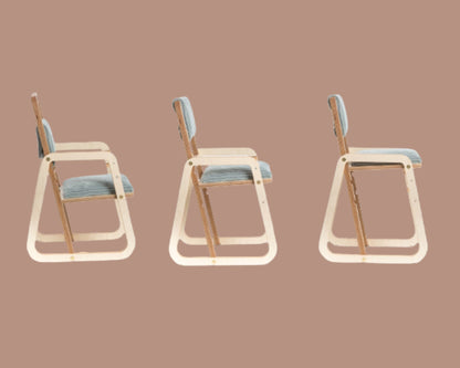 Montessori set – výškově nastavitelný stůl a židle Julle – Mint Green
