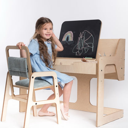 Montessori set – výškově nastavitelný stůl a židle Luula – Mint Green