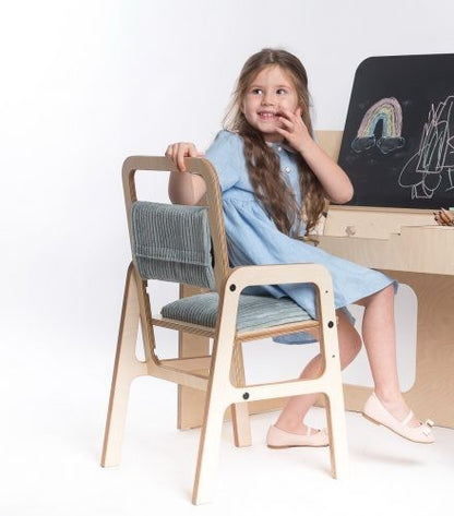 Montessori set – výškově nastavitelný stůl a židle Luula – Mint Green