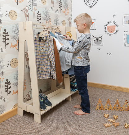 Montessori dětský šatník s úložným prostorem