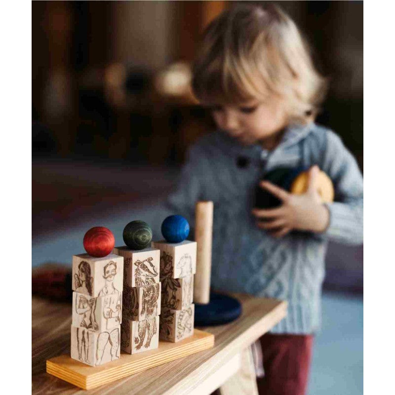 Skládačka postaviček Dreamland Wooden Story z přírodního dřeva, kostky na kolíčcích – pohled 4