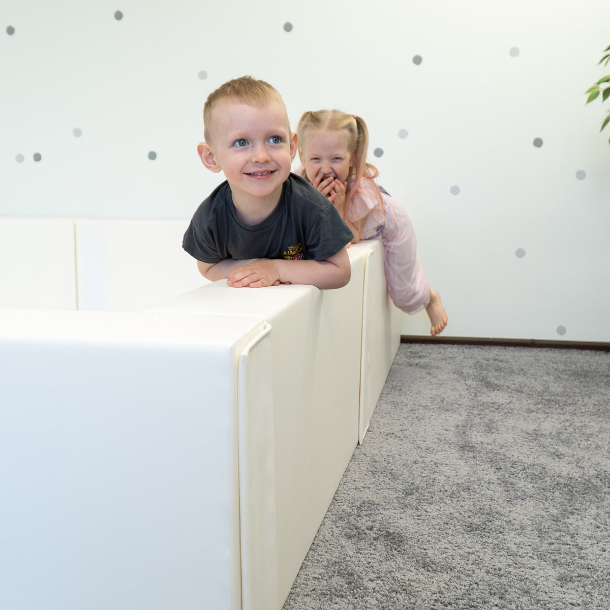 Large Square Ball Pit – White, 240 cm