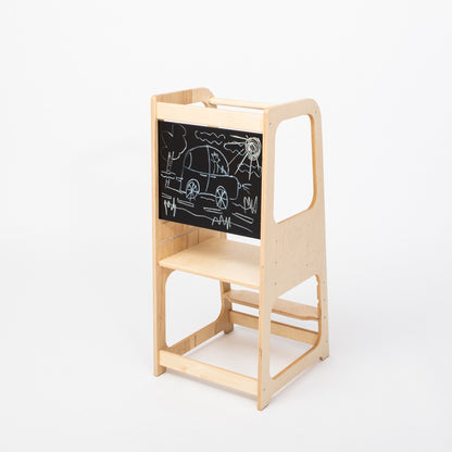 Montessori učící věž s tabulí – samostatnost a kreativita v kuchyni