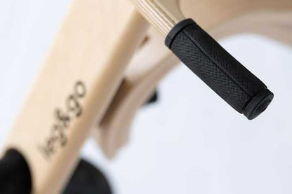Gripy na řídítka leg&go z TPE elastomeru, 2 ks, k dřevěnému odrážedlu 3v1 – pohled 2