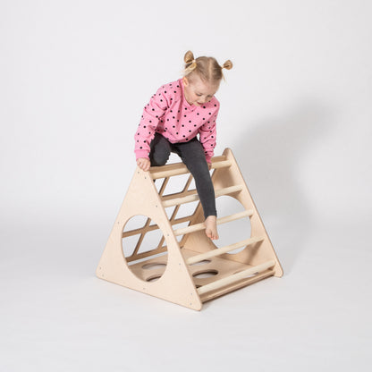 Montessori lezecký trojúhelník