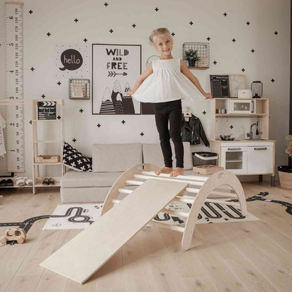 Montessori lezecký oblouk s rampou