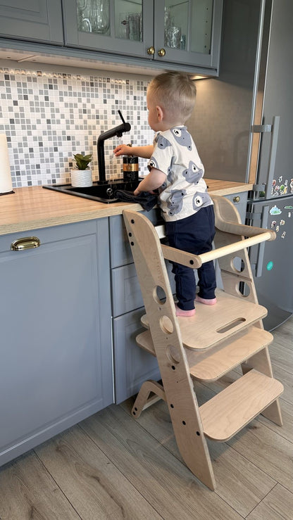 Montessori učící věž a jídelní židlička Louis