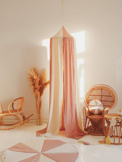 Nebesa nad postýlku z bavlny a lnu moi mili, pudrově růžová, kovový kruh 50 cm