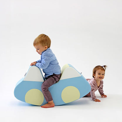 Soft Play Ride On Toy - Světle Modré Autíčko