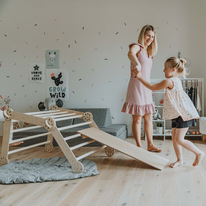 Transformovatelná Montessori prolézačka s rampou