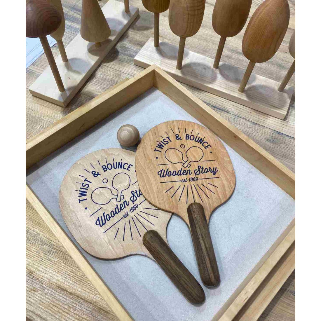 Dřevěné pálky Twist & Bounce Wooden Story, 2 ks s míčkem – pohled 4