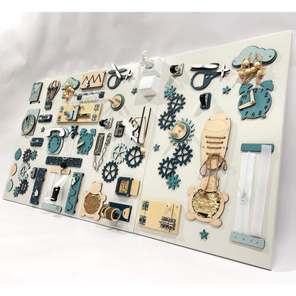 Dvoudílný activity board na zeď BusyBunnyToys 60 × 80 + 60 × 39 cm, petrolejové provedení, pohled z boku – fotka 7