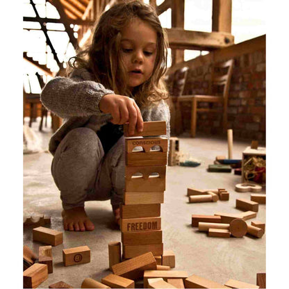 Dřevěné kostky Wooden Story XL v dřevěné krabičce, přírodní odstíny dřeva, 63 ks – pohled 3