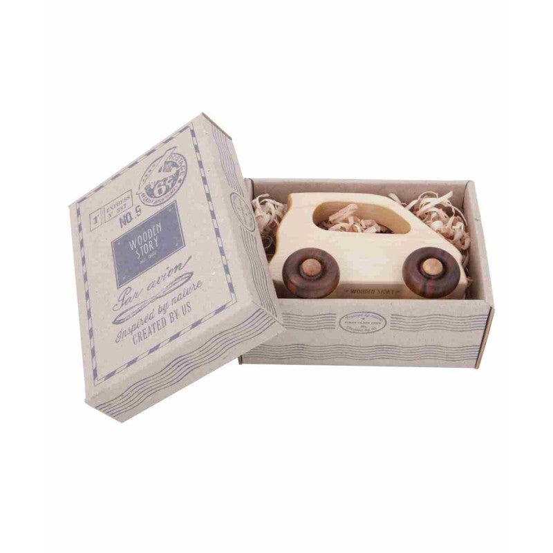 Dřevěné autíčko Wooden Story Electric z několika druhů dřeva – pohled 2