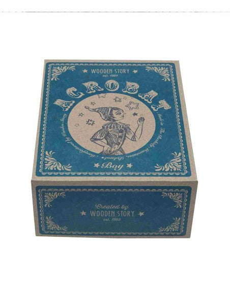 Dřevěný akrobat Wooden Story, postavička chlapce na hrazdě – pohled 3