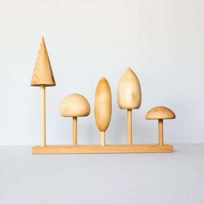 Dřevěná skládačka stromy Wooden Story s vyměnitelnými korunami a kmeny – pohled 3